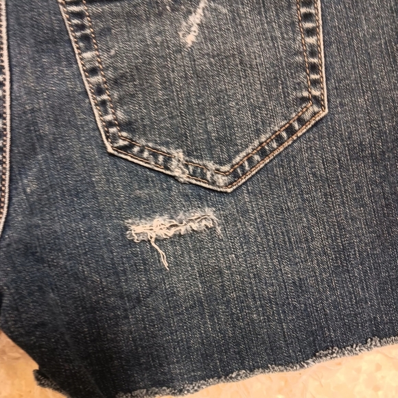 Cremieux Distressed Denim Cuttoff Size 0 Blue Summer Beach Shorts - Picture 4 of 6